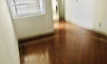 Imagem 4: Apartamento para aluguel possui 79 metros quadrados com 2 quartos em Aclimação - São Paulo