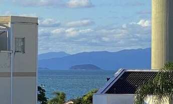 Imagem 2: Cobertura horizontal próximo a praia com 3 dorms sendo 1 suíte ampla com varanda, salas es