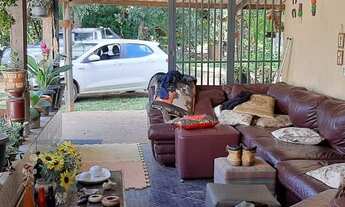 Imagem 6: Chácara para venda possui 40000 metros quadrados com 3 quartos