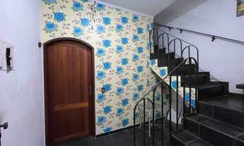 Imagem 2: Casa para venda possui 350 metros quadrados com 6 quartos ampla casa com varanda gourmet