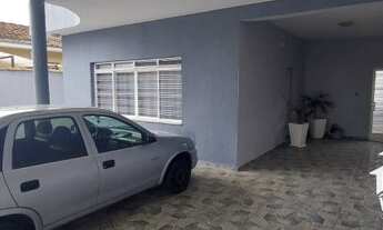 Imagem 2: Casa de 04 quartos na Vila Geny a venda