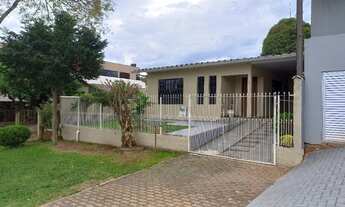 Imagem: Casa em alvenaria, amplo terreno, próximo