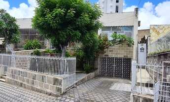 Imagem: Casa para venda na Alexandrino de Alencar