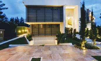 Imagem 4: Um Verdadeiro Palácio, um sonho 923 metros de área construída e um terreno de 815metros, j