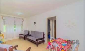 Imagem 3: Apartamento de 2 dormitórios e vaga no bairro Camaquã