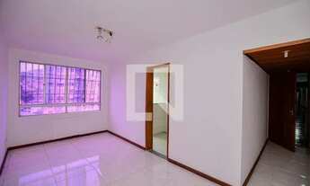 Imagem 2: Apartamento para Aluguel - São Lourenço, 2 Quartos, 60 m2