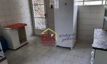 Imagem: CASA ENCANTADORA COM 3 QUARTOS NO BAIRRO