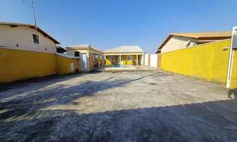 Imagem 2: Casa de 3 quartos para aluguel de temporada em Itaipuaçú