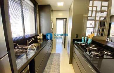 Imagem 4: Apartamento Luxuoso, 3 Dormitórios, Ficam todos os Móveis, Sacada Livre e Churrasqueira