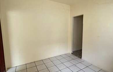 Imagem 2: Barracão próximo á Av. Veneza B. Santa Cruz - Contagem - MG