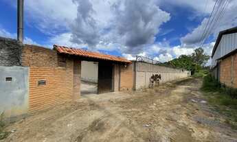 Imagem 7: Sítio para locação com 03 quartos, suíte, piscina, espaço gourmet, campo futebol, barracão