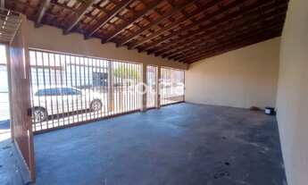 Imagem 2: Casa para alugar, 3 quartos, 1 suíte, 2 vagas, Presidente Roosevelt - Uberlândia/MG - R$ 1