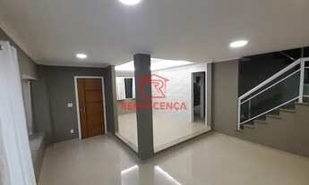 Imagem 2: EXCELENTE CASA COM 4 QUARTOS NO ANIL!