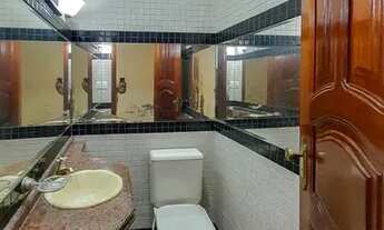 Imagem: EXCELENTE CASA EM BOA LOCALIZACAO COM 04