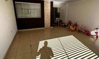 Imagem 2: Casa com 2 quartos - Bairro Jardim Vale Verde em Londrina