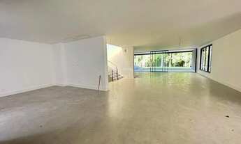 Imagem 5: Casa em condomínio maravilhoso com 943m