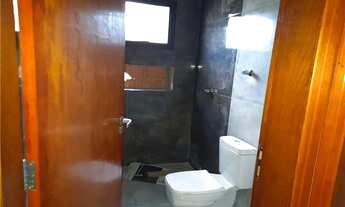 Imagem 2: Casa térrea com 03 dormitórios, 01 suíte com closet, área construída de 145m² e área total