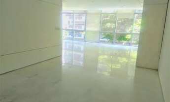 Imagem 2: ALUGO APARTAMENTO COM 220M² NA QUADRA DA PRAIA -LEBLON - RIO DE JANEIRO