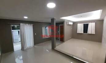 Imagem: EXCELENTE CASA COM 4 QUARTOS NO ANIL!