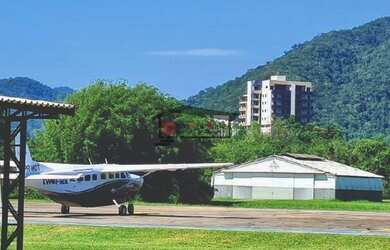 Imagem 2: Apartamento para venda possui 144 metros quadrados com 3 quartos em Itaguá - Ubatuba - SP