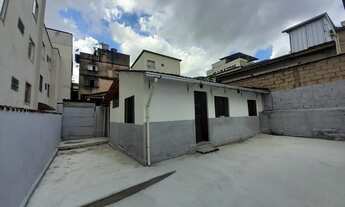 Imagem 2: Casa para aluguel tem 26 metros quadrados com 2 quartos em São Mateus - Juiz de Fora - MG