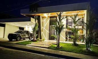 Imagem 5: Casa com três dormitórios sendo os três suítes - 328m²