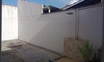 Imagem 2: Térrea para venda possui 180 metros quadrados com 3 quartos em Jardim Colorado - Goiânia