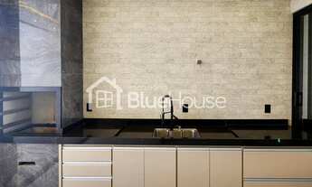 Imagem 7: Casa de 3 Quartos sendo 2 suítes plenas e 1 suíte americana em acabamento Premium no Resid