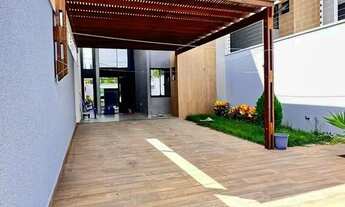 Imagem: Casa solta no centro de eusebio com piscina