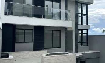 Imagem 2: Sobrado 3 Dormitórios, 1 Suíte, 187 m², à venda por R$ 1.390.000 - Santa Quitéria, Curitib