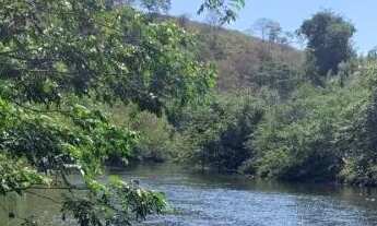 Imagem 5: Sitio 7.000 m², 2 casas, área externa com paiol, pomar, terreno fértil, margem rio cipó