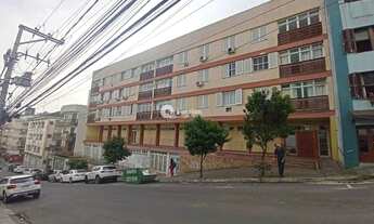 Imagem 1: 2 Dormitórios, Sala Ampla, Cozinha Funcional, 2 Banheiros