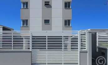 Imagem 3: Descubra seu novo lar em Florianópolis: apartamento semimobiliado com excelente localizaçã