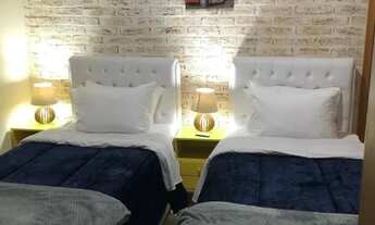 Imagem 2: Chalé para Venda em Camanducaia, Monte Verde, 2 dormitórios, 2 suítes, 2 banheiros, 1 vaga