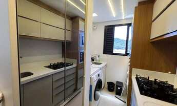 Imagem 4: Apartamento mobiliado e equipado com 2 quartos (1 suíte), 2 vagas, para venda em Balneário