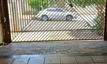 Imagem 5: Casa localizada no Parque Estoril com 3 dormitórios e 2 vagas de garagem cobertas