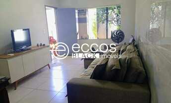 Imagem 2: Casa à venda, 3 quartos, 1 suíte, 2 vagas, Jardim Regina - ARAGUARI/MG