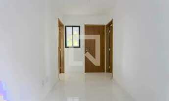 Imagem 2: Apartamento à Venda - Ponte Rasa, 2 Quartos, 32 m2