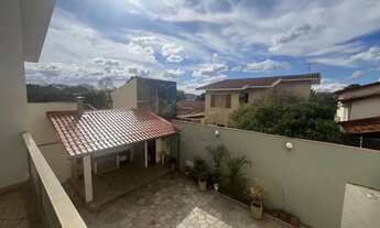 Imagem 2: Casa sobrado de 293m² com 03 quartos para locação e venda - Ribeirânia