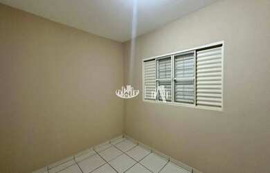 Imagem 7: Casa com 3 quartos para alugar, 75 m² por R$ 2.500/mês - Residencial José B Almeida - Lond