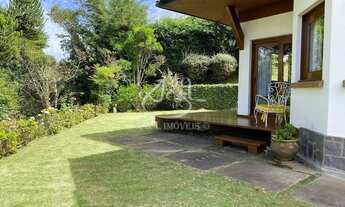 Imagem 6: Casa em Alameda Agua Marinha, ( Jd. Belvedere ) - Morro do Elefante - Campos do Jordão/SP