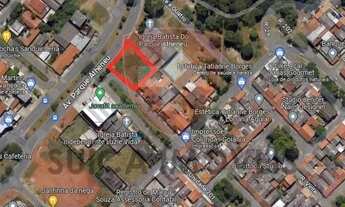 Imagem 2: Amplo lote de esquina - mais de 900m² - Parque Atheneu