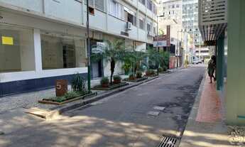 Imagem 3: EXCLUSIVIDADE! 3 quadras da praia e 280m do metrô Cantagalo! 3 quartos, 1 suíte