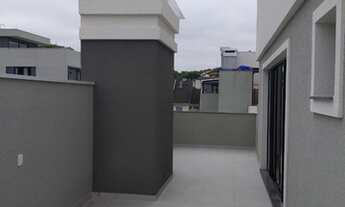 Imagem 4: Sobrado a venda possui 146 m2 com 3 quartos e 3 suites, no bairro Água Verde - Curitiba/Pr