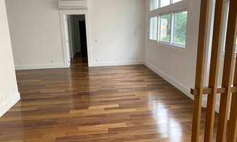 Imagem 2: Apto á Venda 154m 4dorm. 1 Suíte M. + Closet 3 Salas e Apto Reformado Esquad. Al. br. Aut