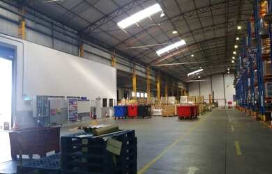 Imagem 4: Galpão para Locação em Jaboatão dos Guararapes, Prazeres, 1 dormitório, 8 banheiros, 30 va