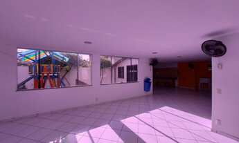 Imagem 4: Prédio com elevador, vaga de garagem por 215 mil