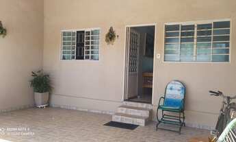 Imagem 3: Casa para venda tem 120 metros quadrados com 3 quartos em Estância Itaguaí - Caldas Novas