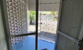 Imagem 5: Rua sem saída, 337m2 de terreno, 300m2 de área construída