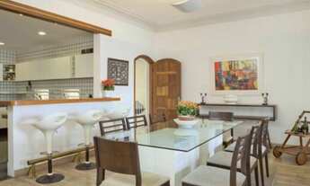 Imagem 2: Casa 300 m2 3 Quartos Sendo 2 Suítes 2 Vagas 2 Dependência Lavabo Vista Iate Club Urca